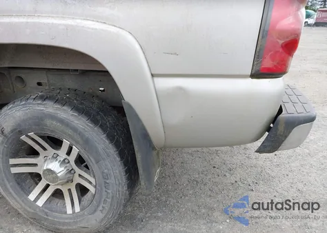 2004 Chevrolet Silverado 2500Hd Ls from USA, damaged, VIN 1GCHK23164F172209